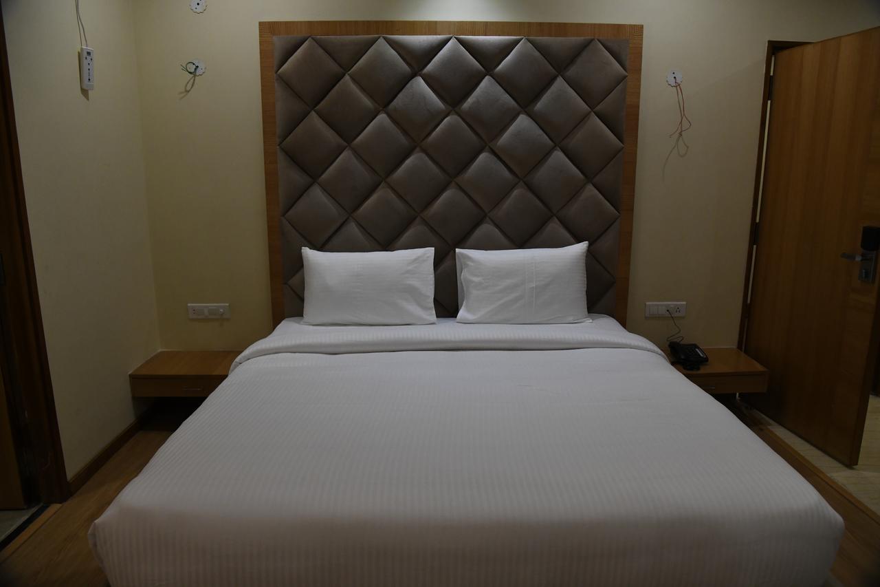 Hotel Avalon Inn Ambikapur Luaran gambar